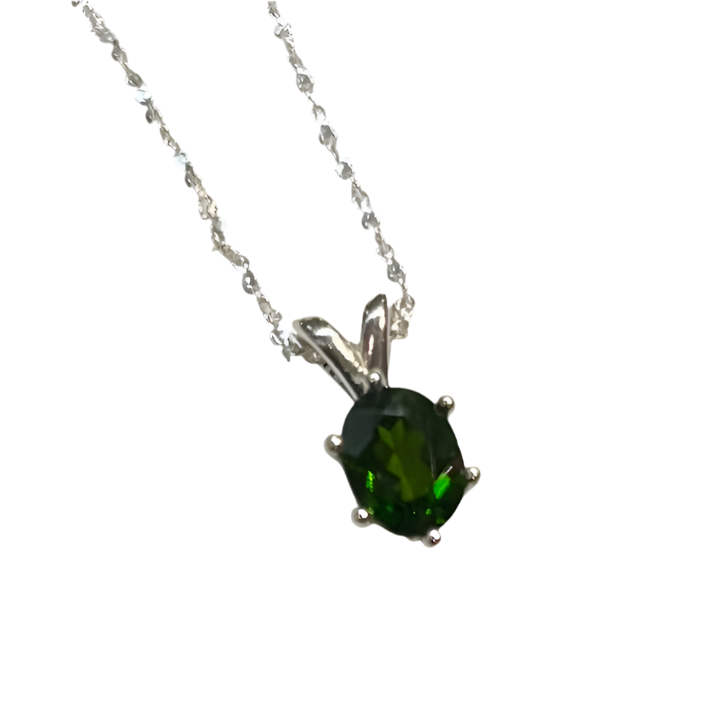 Chrome Diopside Pendant (8x6 Oval 1.32 ctw)