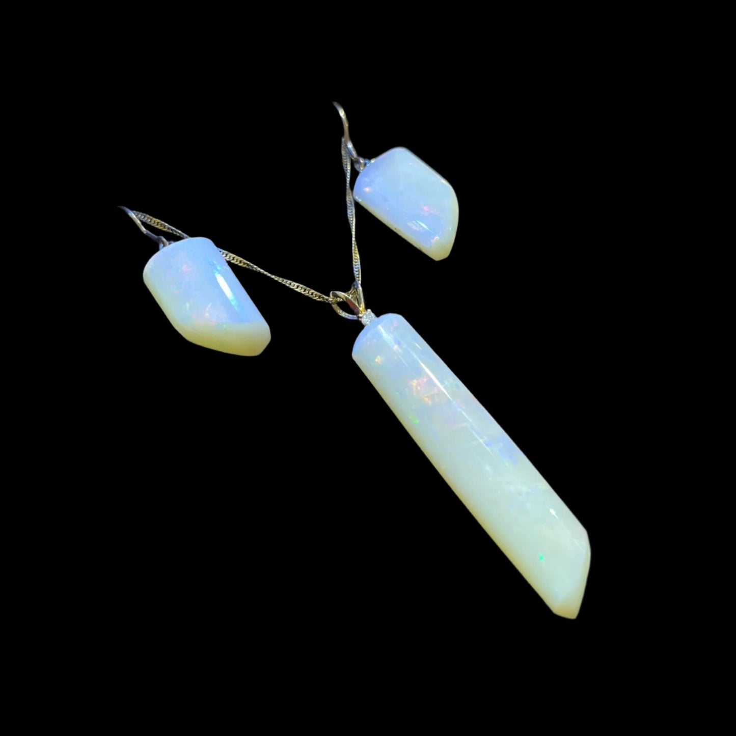 Australian White Opal Set in Yellow Gold