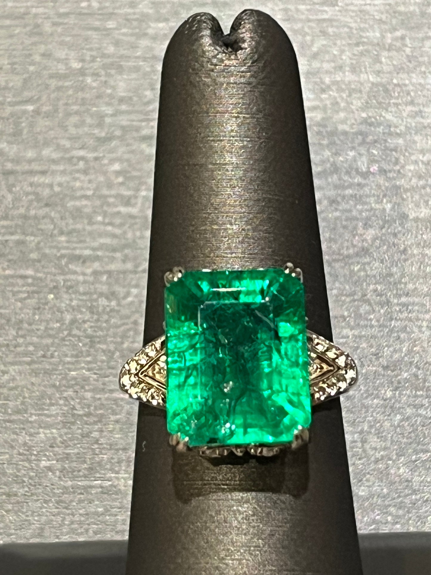 10.52ct Emerald w/ White Topaz in Sterling (size 6.5)