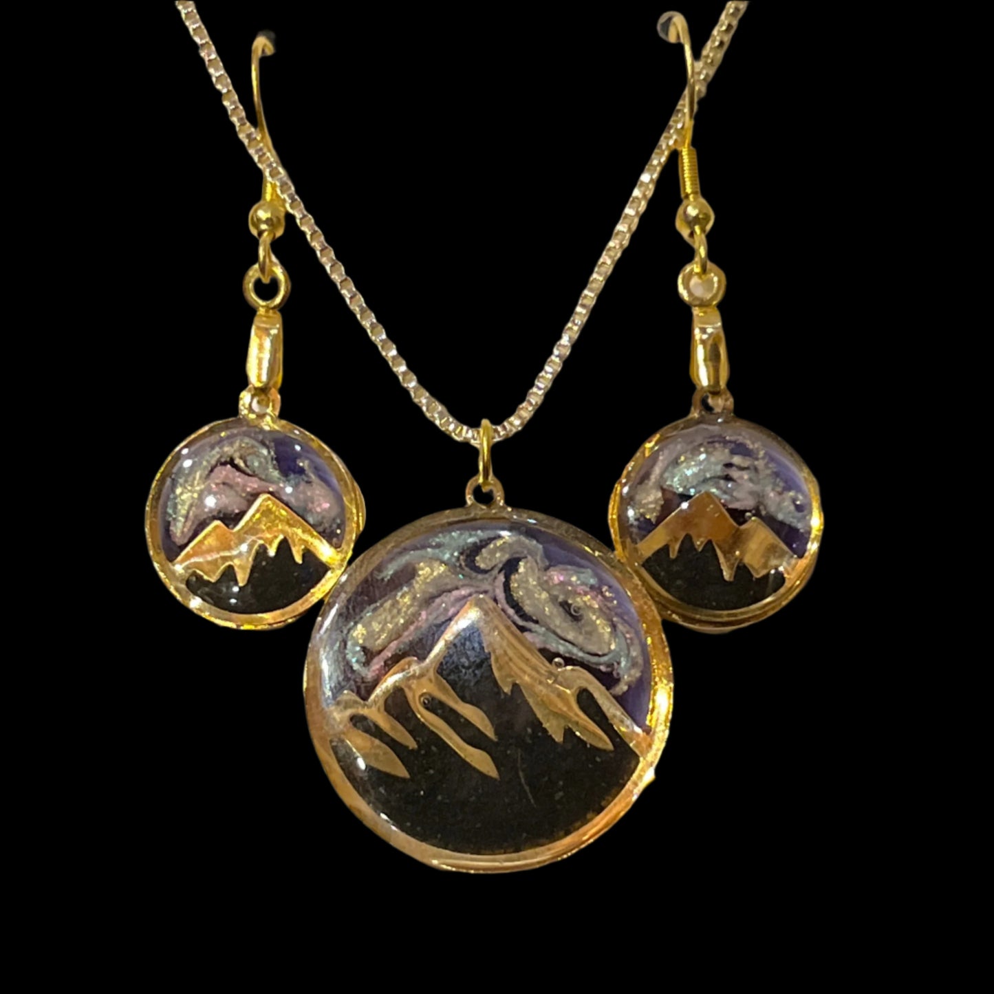 Gold Aurora Necklace & Earrings Set - Anchorage