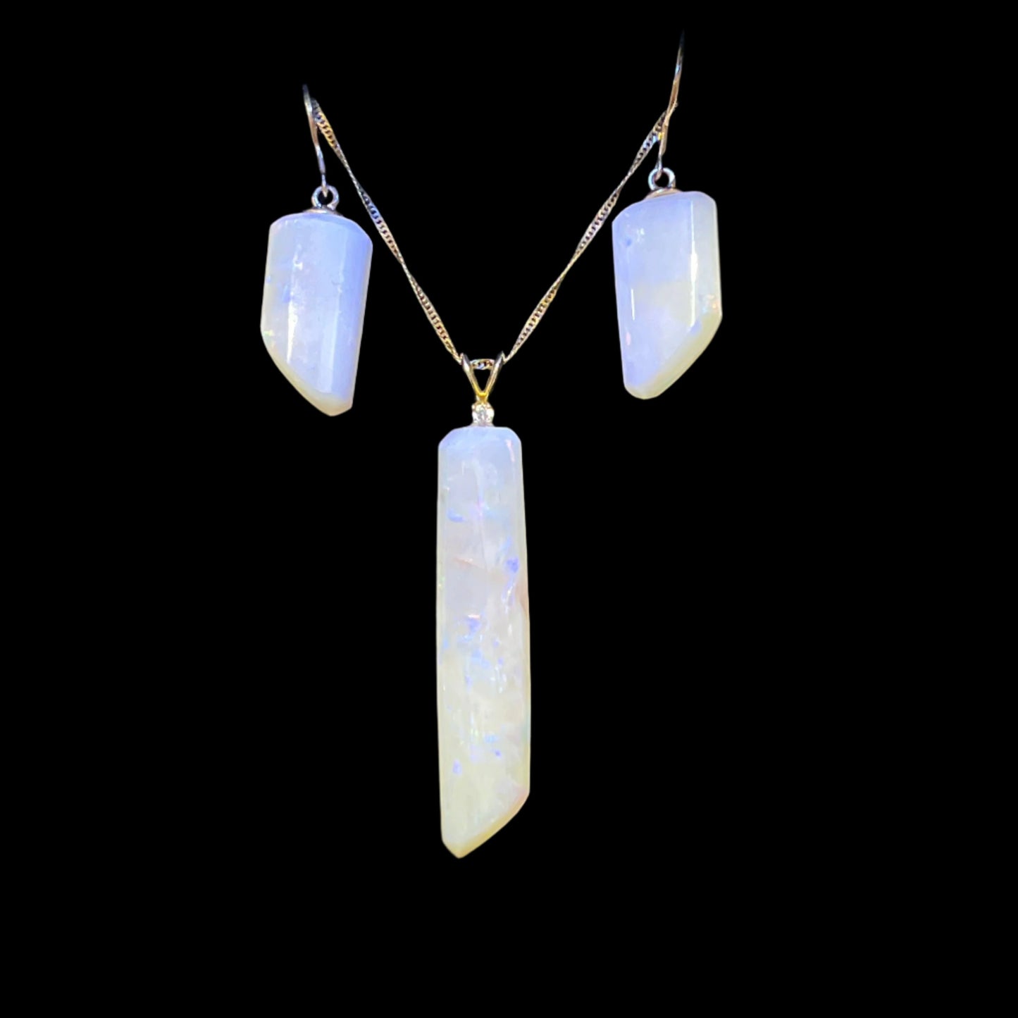 Australian White Opal Set in Yellow Gold