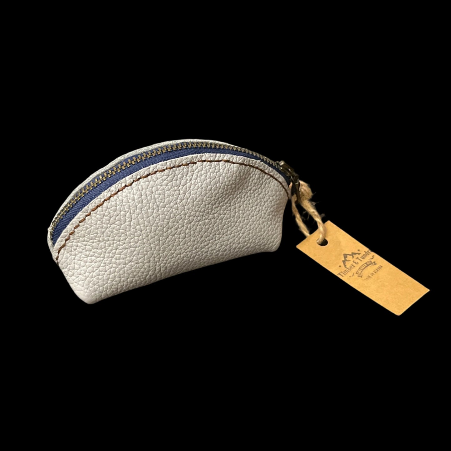 Leather zip pouch by Timber & Tundra