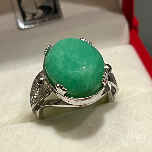 Vintage 1940’s Silver Ring by Sorrento Chrysoprase (size 6). This unique piece of jewelry is authentic Alaska Native art created by an enrolled member of an Alaska Native tribe. Certified Silver Hand and Made in Alaska jewelry.