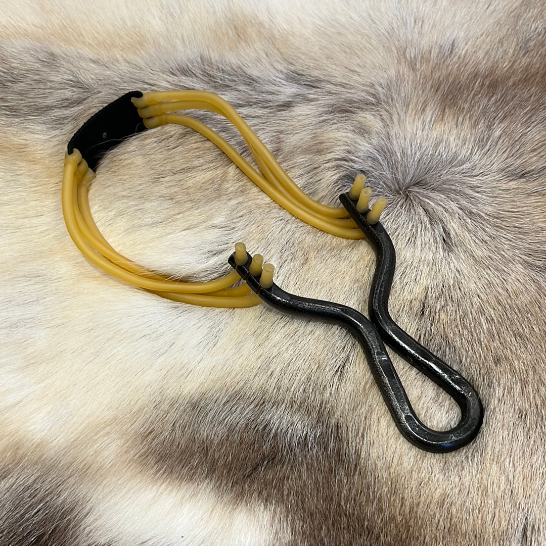Triple-Band Slingshot