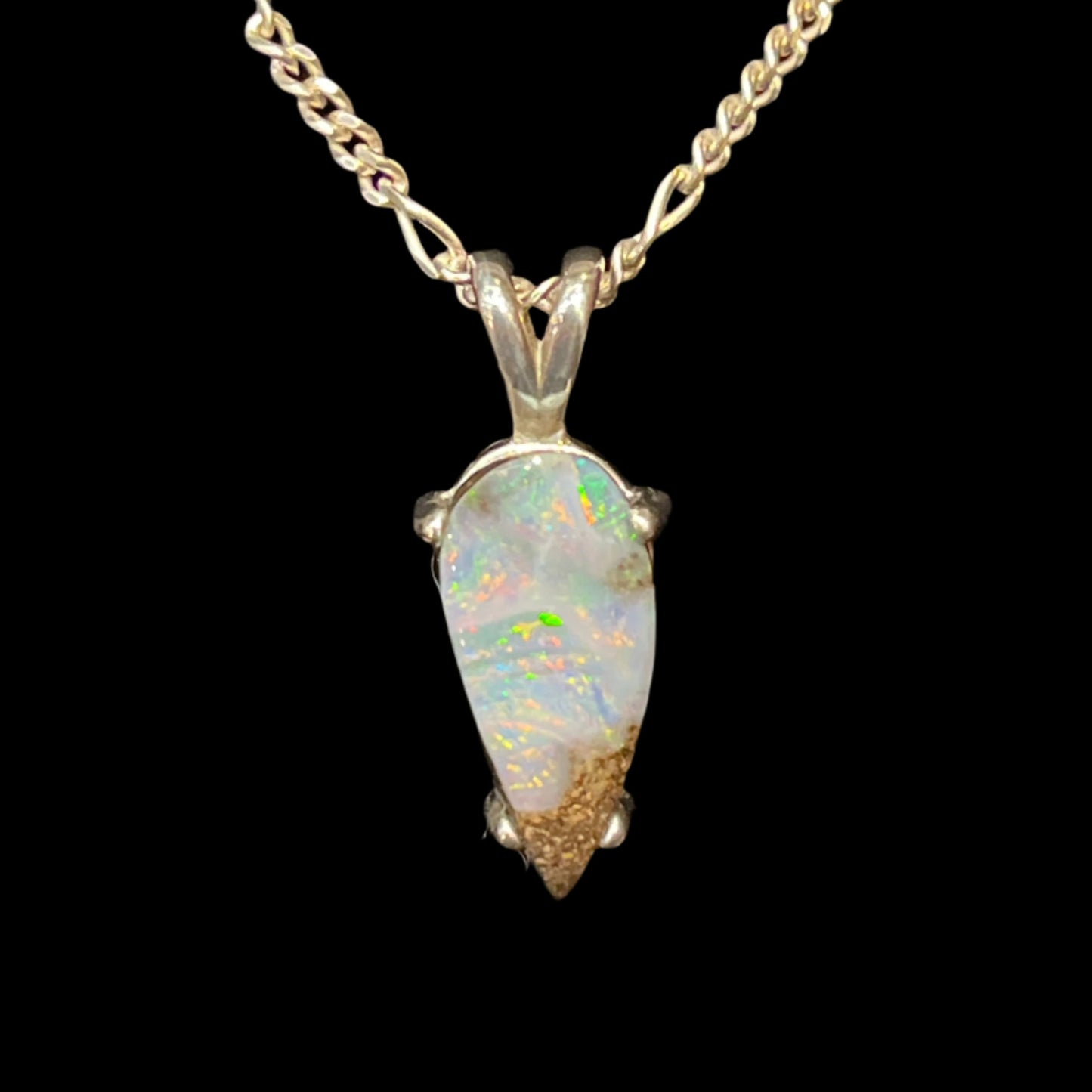 Opal pendant necklace