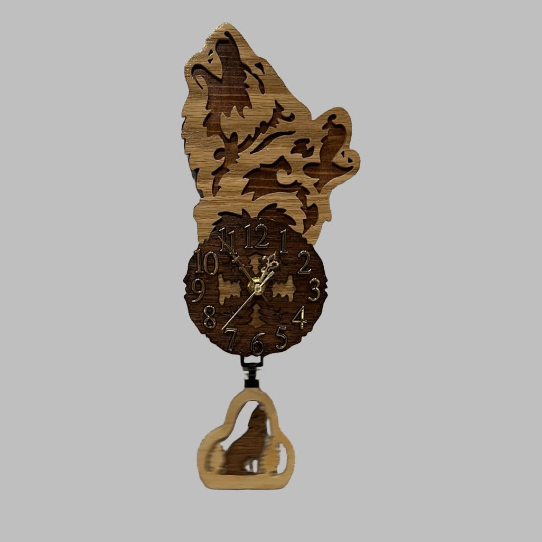 Wolves Howling Pendulum Clock